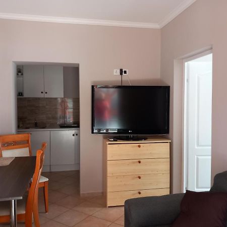 Hanna Apartman Apartment Balatonlelle Exterior photo