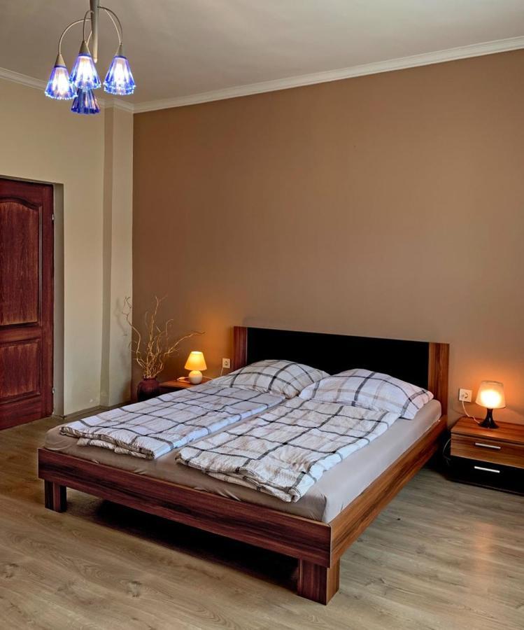 Hanna Apartman Apartment Balatonlelle Exterior photo